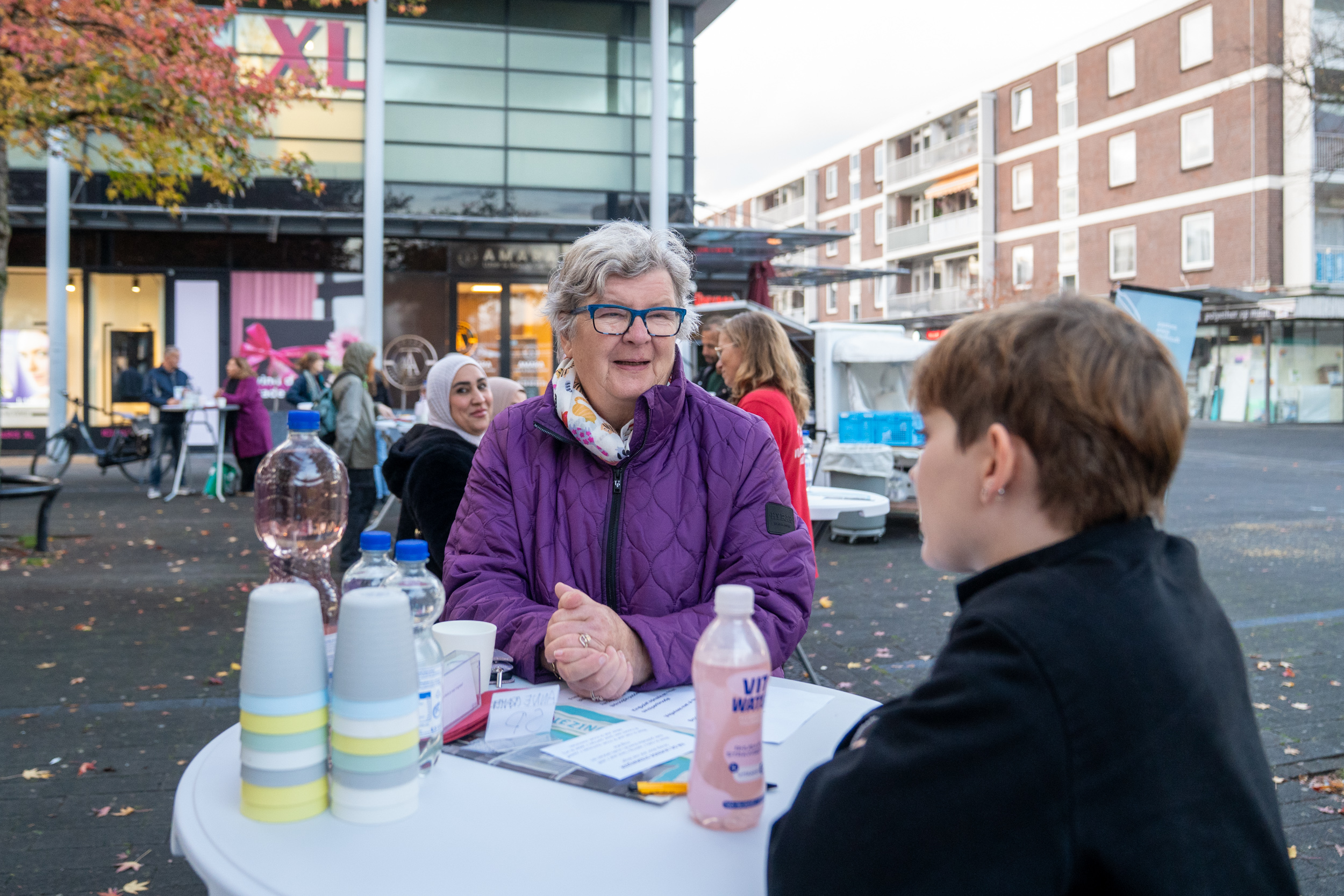 Levende Stemwijzer op Leyweg en bij Centraal Station